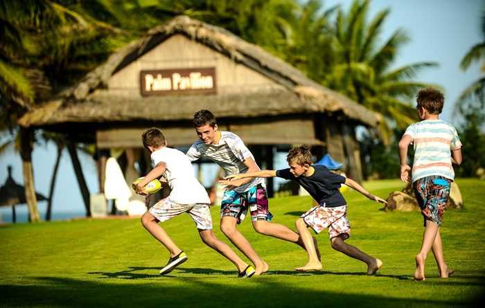 womenlifePalm Garden Hoi An children
