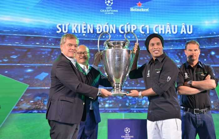 womnelifeHeineken mang cup UEFA Champions League den viet nam Tin 140417 ok