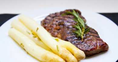 wCafe Cardinal USDA beef white asparagus