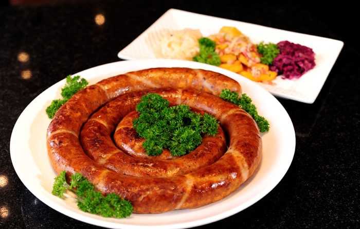wGartenstadt 1 metter smoke US beef sausage