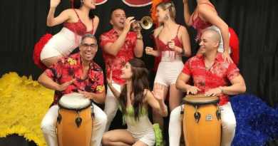 wCaravelle Saigon Le hoi Carnival day mau sac