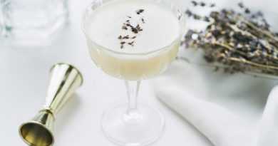5 Caravelle Saigon Giờ Cocktail