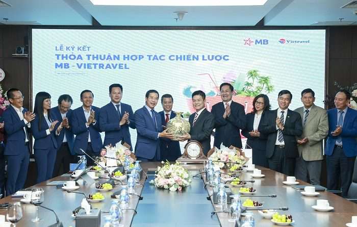 vietravel ky ket ngan hang mb bank 5