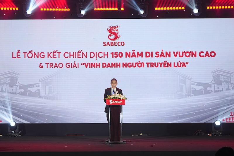 Uỷ ban Trung ương Mặt trận Tổ Quốc Việt Nam cùng Sabeco và báo Đại Đoàn Kết công bố top 15 gương mặt truyền lửa, chính thức khép lại chiến dịch “ 150 năm Di sản vươn cao” 6 Ong Lester Tan Tong Giam doc SABECO phat bieu tai su kien 1