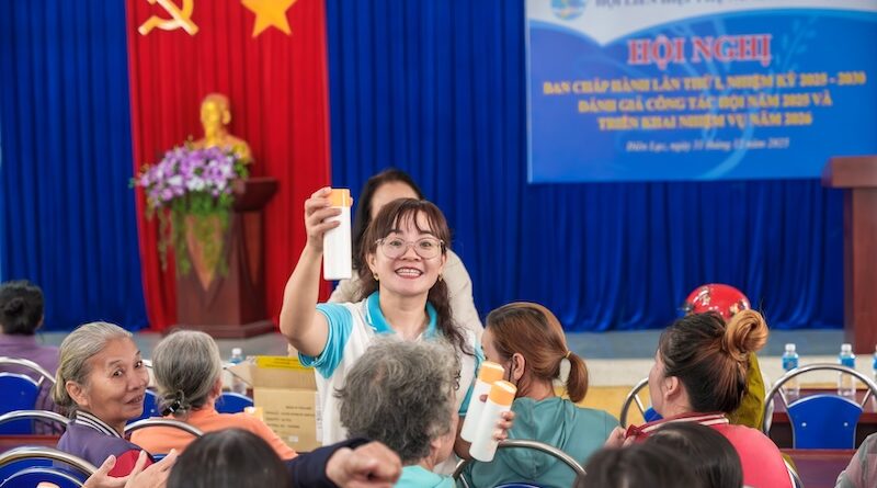 Hinh 4 Dung Dich Ve Sinh Phu Nu Scion Intimate Gentle Wash – san pham duoc Nu Skin Viet Nam trao tang cho phu nu giup bao ve vung da nhay cam va ho tro ve sinh hang ngay an toan