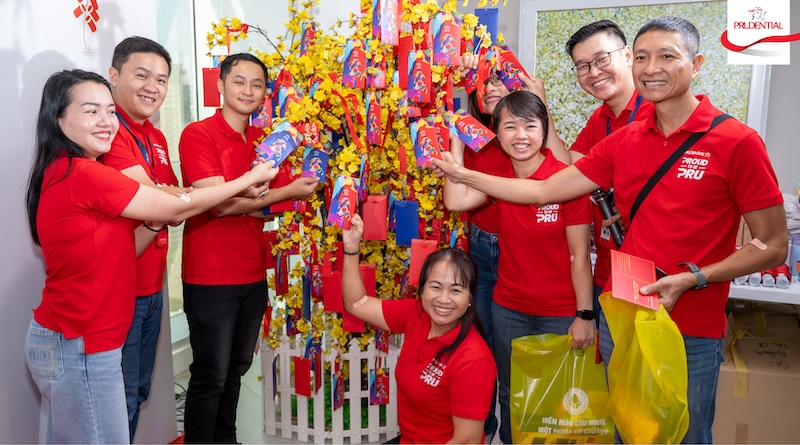 Hàng trăm nhân viên, tư vấn viên Prudential hiến máu hưởng ứng Lễ hội Xuân Hồng 1 HienMau PR2