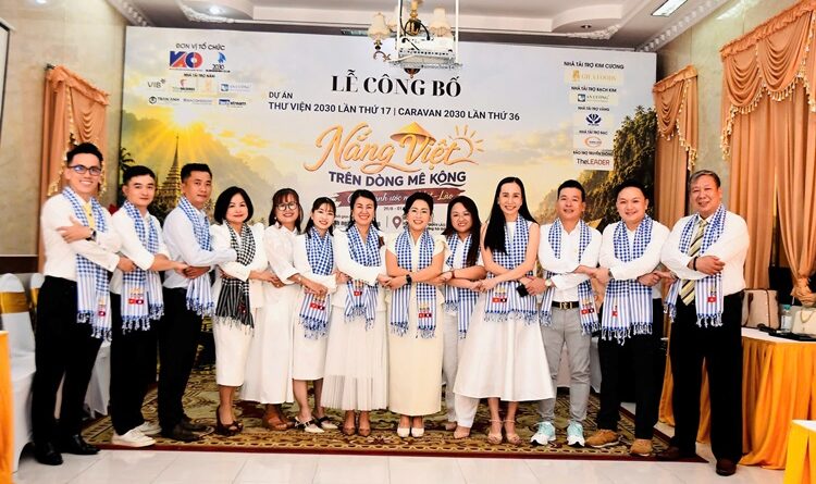 Hành trình 'Nắng Việt trên dòng Mê Kông': Trao tri thức, nối dài tình hữu nghị Việt - Lào 1 Caravan 2030 lan thu 30