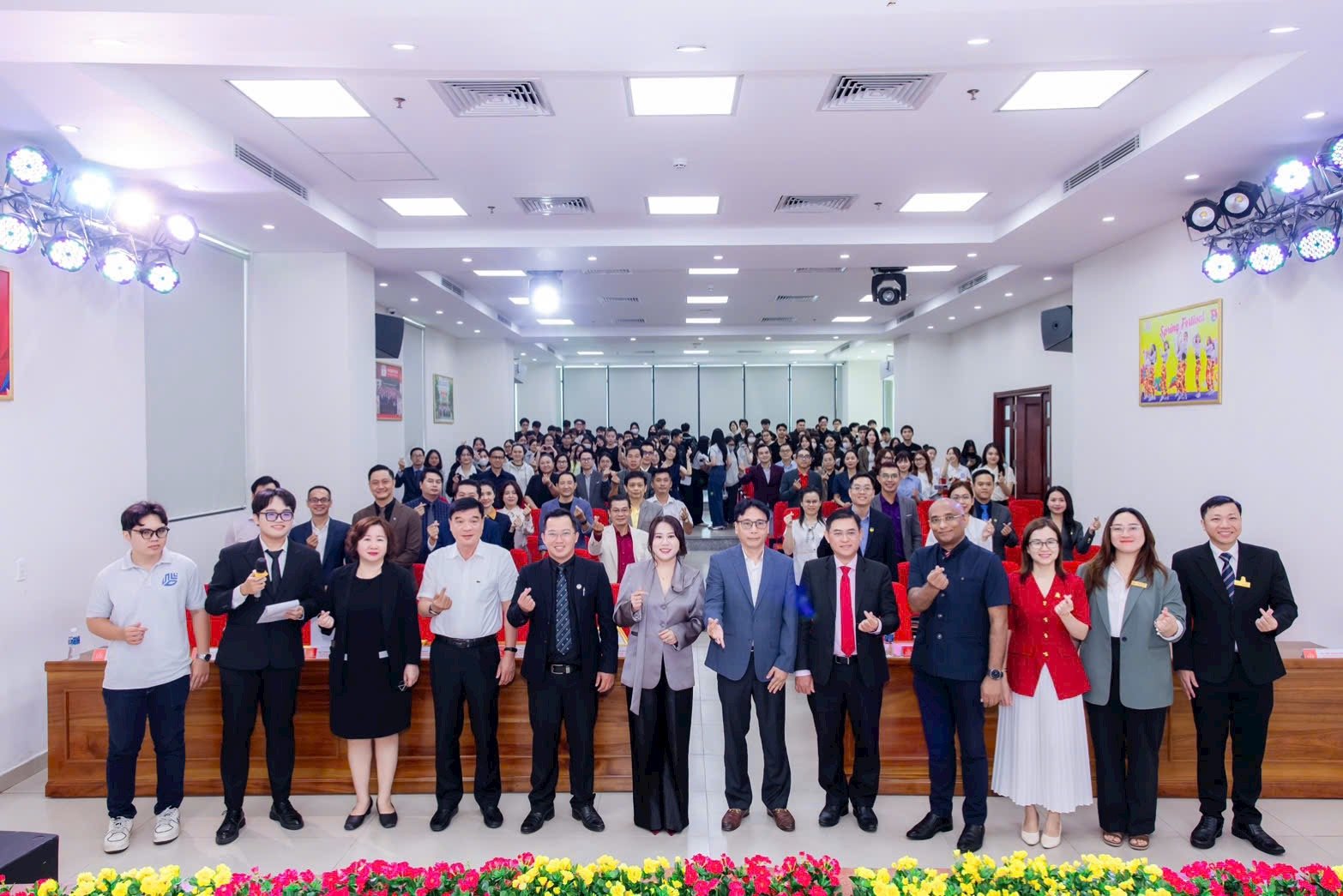 Eagle Academy và UEF hợp tác đào tạo thế hệ nhân sự bất động sản mới 3 IMG 9016