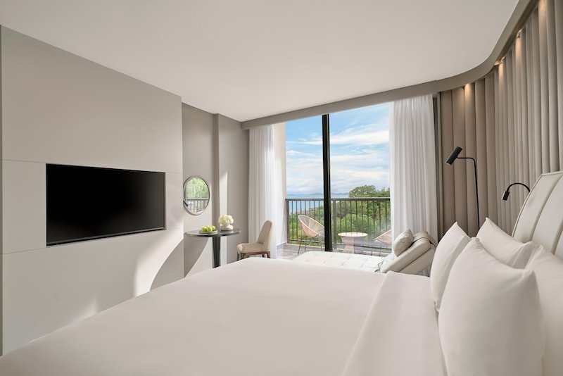 WorldHotels Long Beach Resort Phú Quốc chào đón mùa hoàng hôn với trải nghiệm nghỉ dưỡng 24 giờ Ultra All-Inclusive 4 Room Premium King Seaview 1