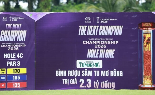 Hai cú Hole-in-One trong một ngày tại sân golf Tân Sơn Nhất: Maserati và bình Sâm Ngọc Linh 2,3 tỷ đồng tìm thấy chủ nhân